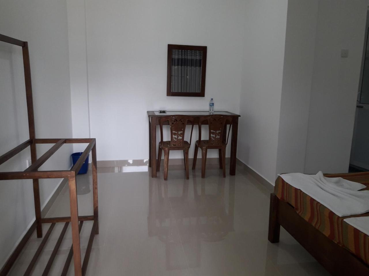 Kanora Lake Resort Maharagama Exteriér fotografie